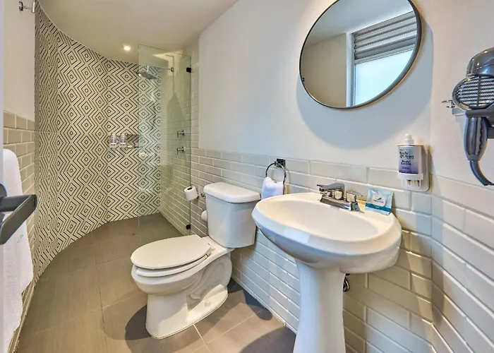 Hotel Vos Condesa 3*