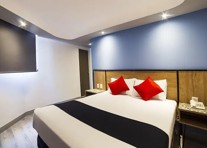 Vos Condesa Hotel 3*